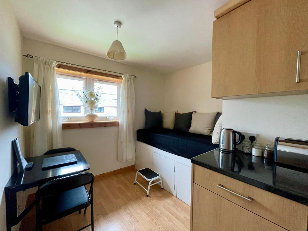 Feel At Home While You Roam Caol Extérieur photo